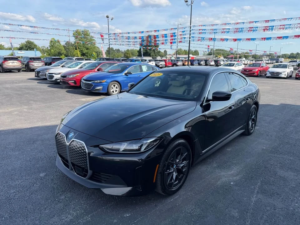 2025 BMW G26 i4 - Image 7 of 16