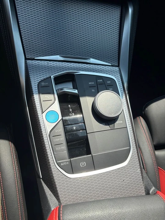 2025 BMW G26 i4 - Image 15 of 17