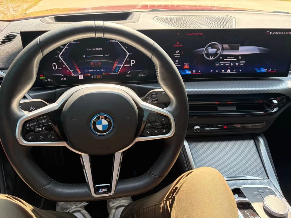 2025 BMW G26 i4 - Image 12 of 17