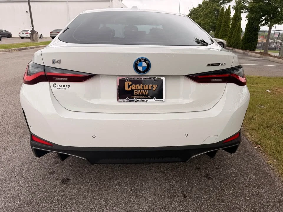 2025 BMW G26 i4 - Image 8 of 11