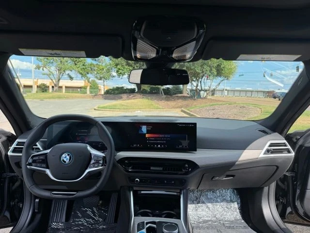 2025 BMW G26 i4 - Image 13 of 21