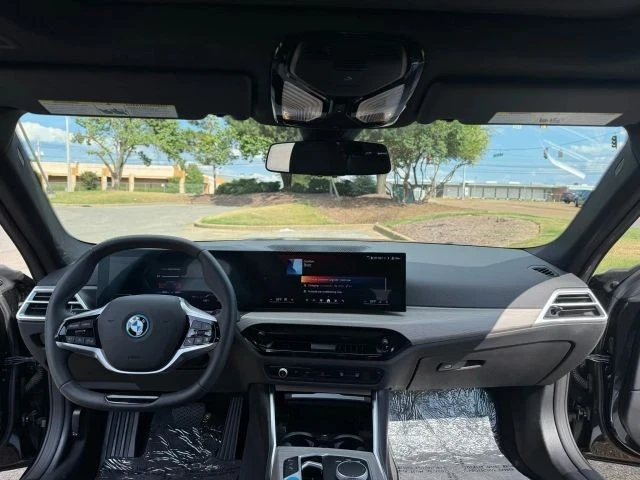 2025 BMW G26 i4 - Image 13 of 21