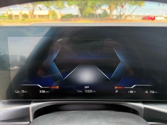 2025 BMW G26 i4 - Image 18 of 21