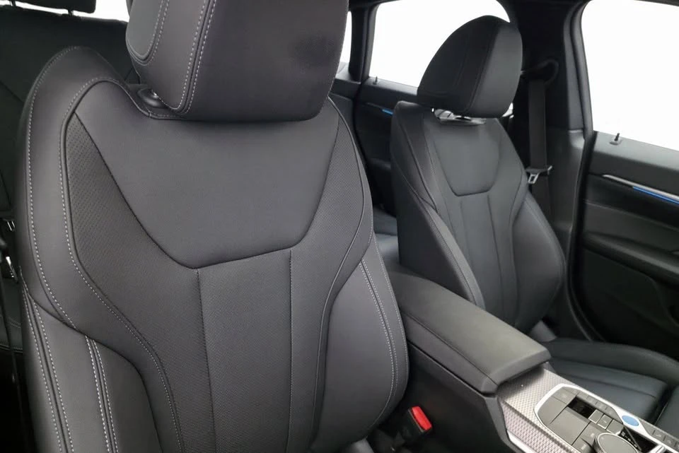 2025 BMW G26 i4 - Image 9 of 10