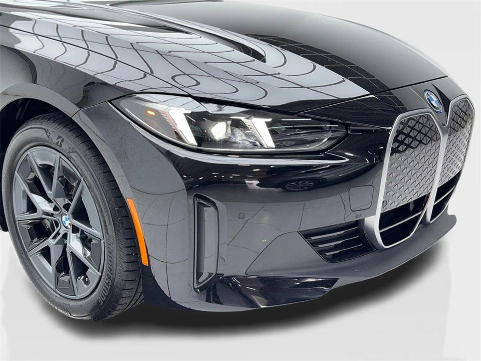 2025 BMW G26 i4 - Image 3 of 12