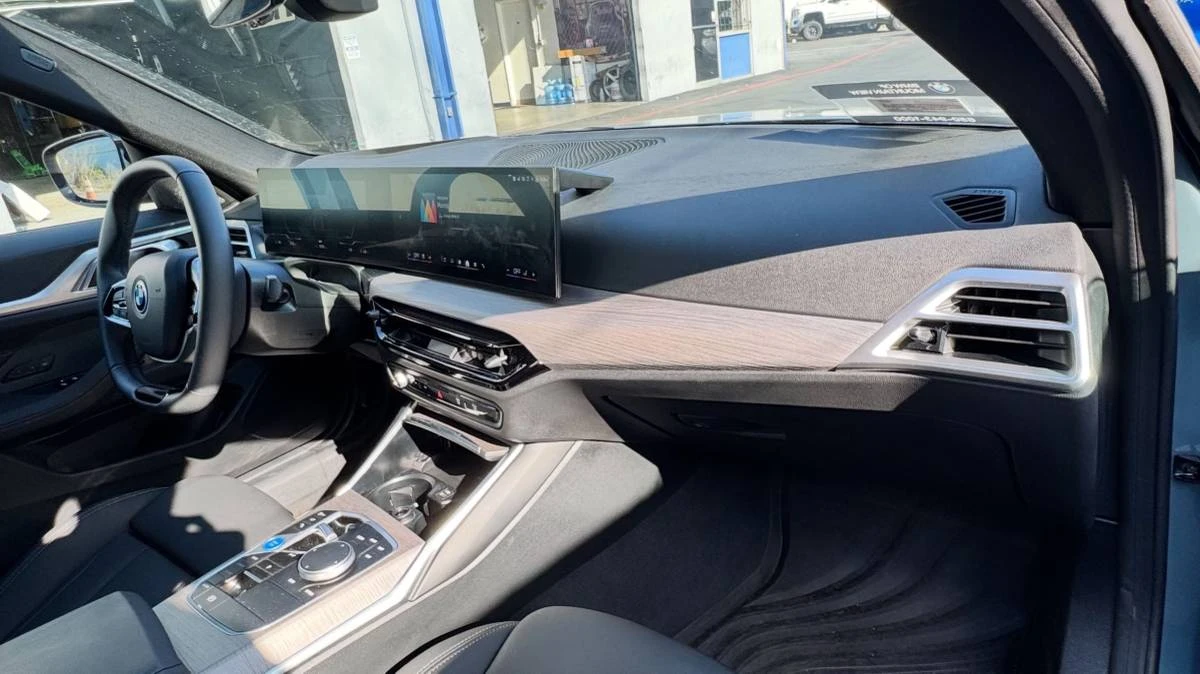 2025 BMW G26 i4 - Image 3 of 9