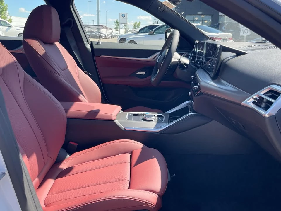 2025 BMW G26 i4 - Image 18 of 19