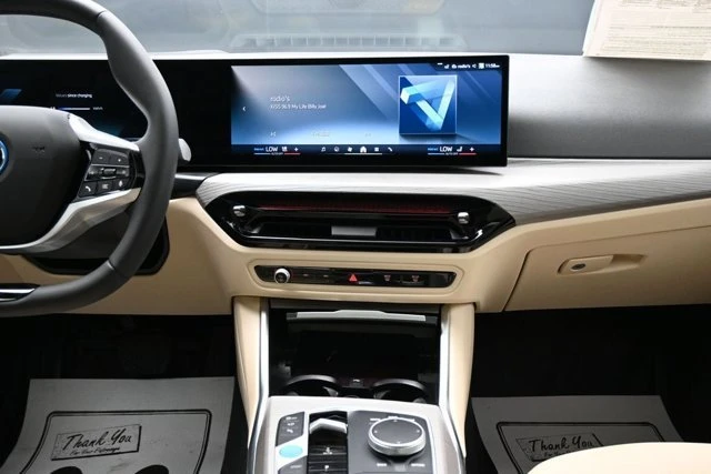 2025 BMW G26 i4 - Image 18 of 20