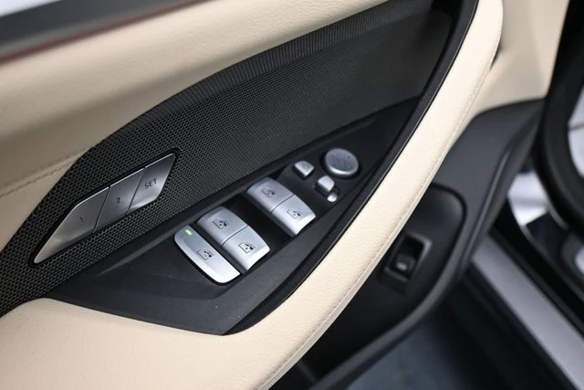 2025 BMW G26 i4 - Image 10 of 20