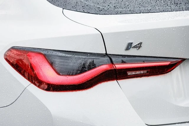 2025 BMW G26 i4 - Image 8 of 12