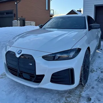 2025 BMW i4 M50