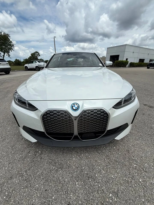 2025 BMW G26 i4 - Image 3 of 12