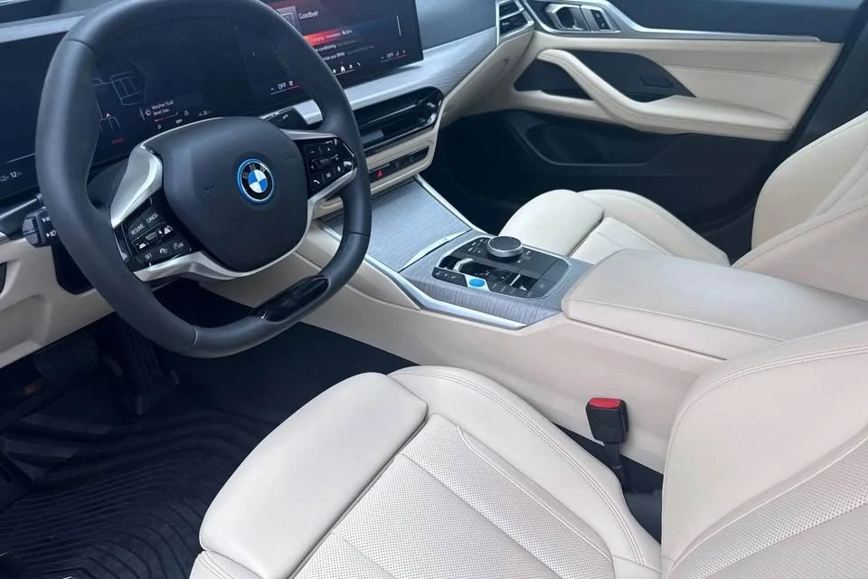 2025 BMW G26 i4 - Image 10 of 13