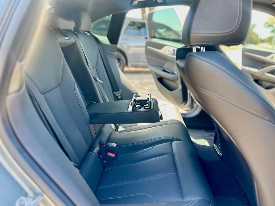 2025 BMW G26 i4 - Image 9 of 16