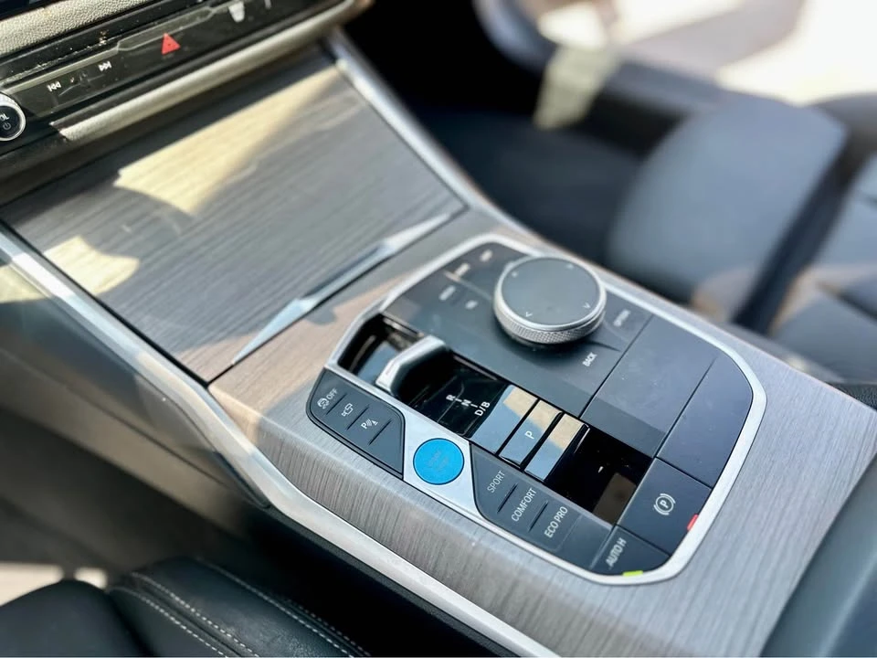 2025 BMW G26 i4 - Image 13 of 16