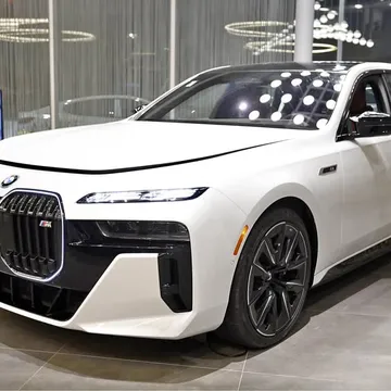 2025 BMW i7 M70 xDrive