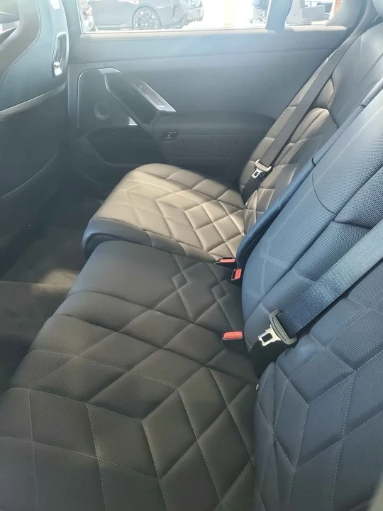 2025 BMW G70 7 Series - Image 10 of 15