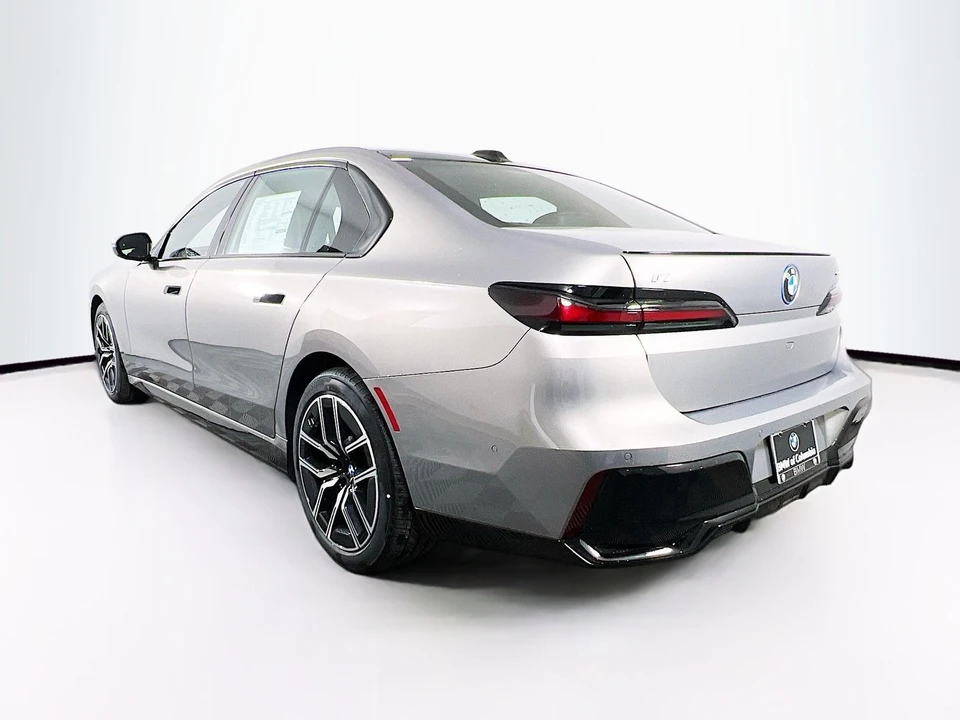 2025 BMW G70 7 Series - Image 6 of 21