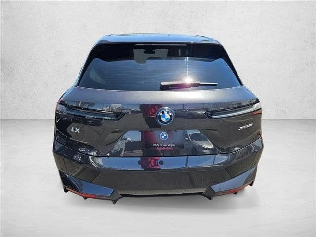 2025 BMW I20 iX - Image 7 of 20