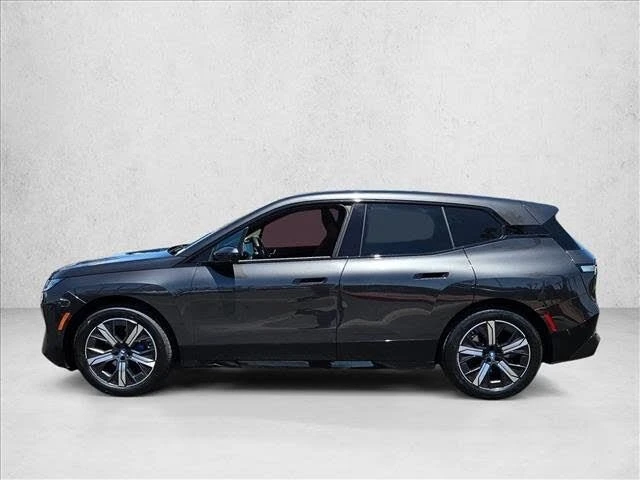 2025 BMW I20 iX - Image 9 of 20