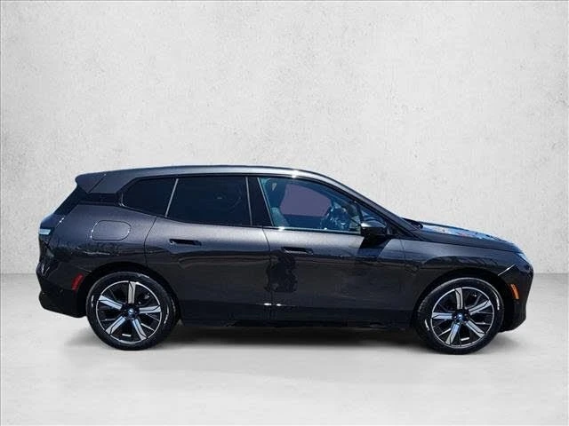 2025 BMW I20 iX - Image 4 of 20