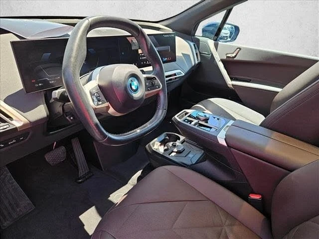 2025 BMW I20 iX - Image 10 of 20