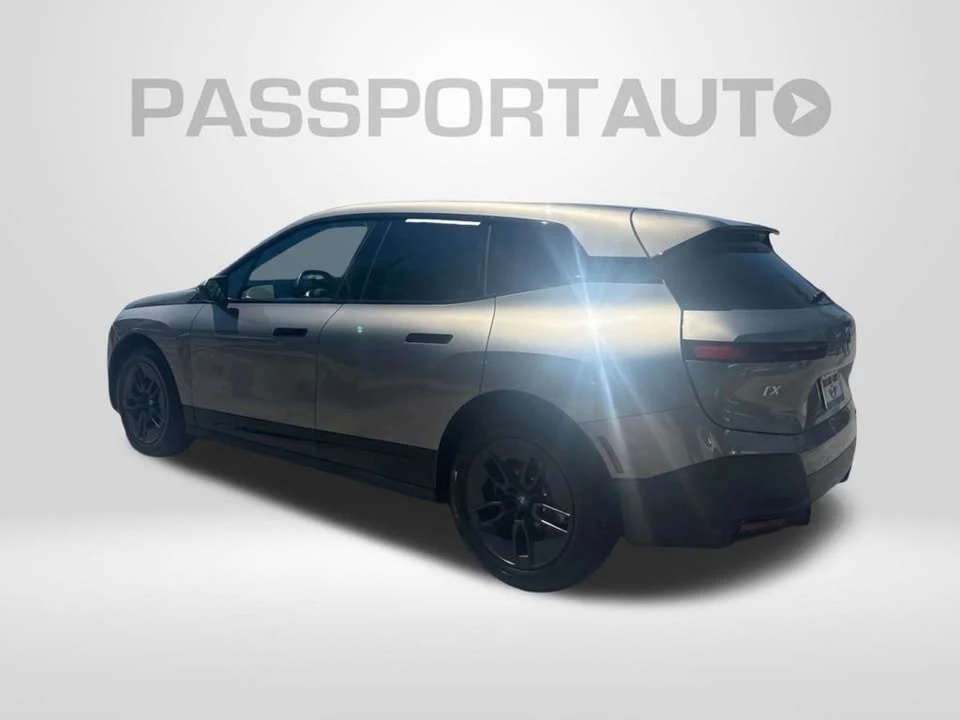 2025 BMW I20 iX - Image 7 of 20