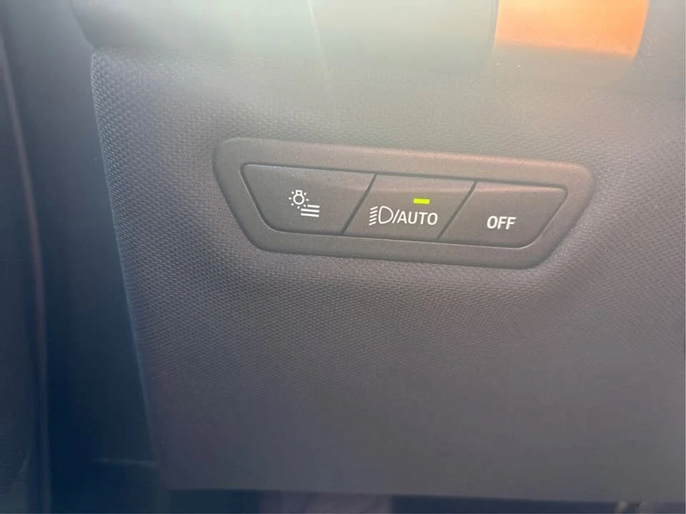 2025 BMW I20 iX - Image 18 of 20