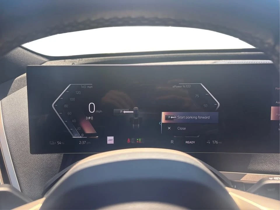 2025 BMW I20 iX - Image 16 of 20