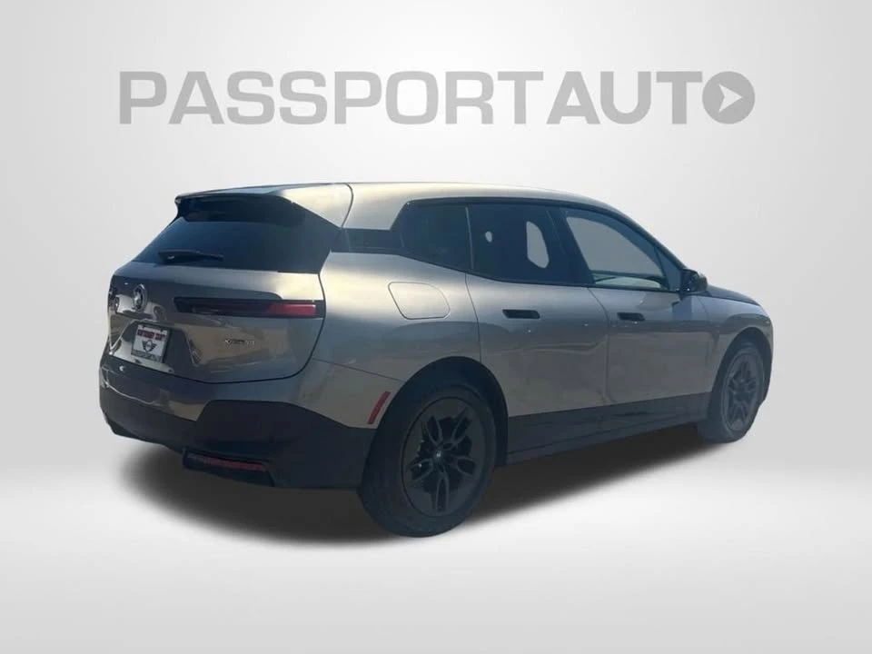 2025 BMW I20 iX - Image 5 of 20