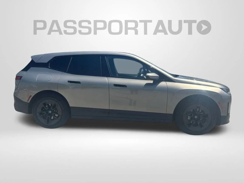 2025 BMW I20 iX - Image 4 of 20