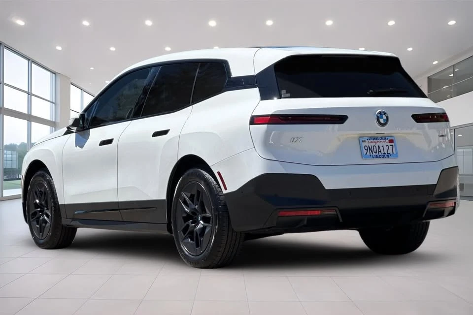 2025 BMW I20 iX - Image 6 of 20