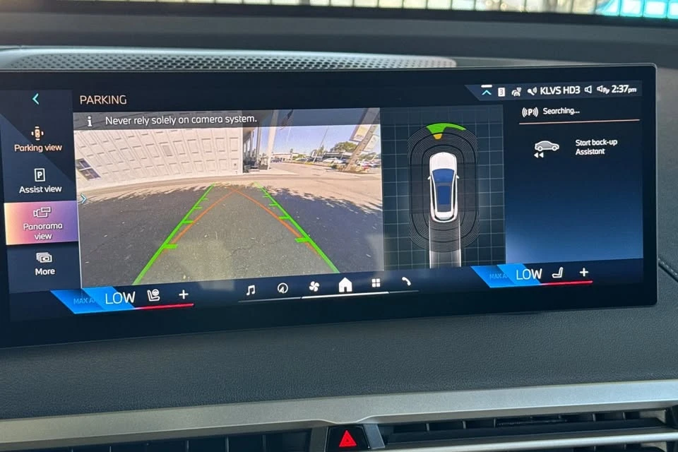 2025 BMW I20 iX - Image 19 of 20