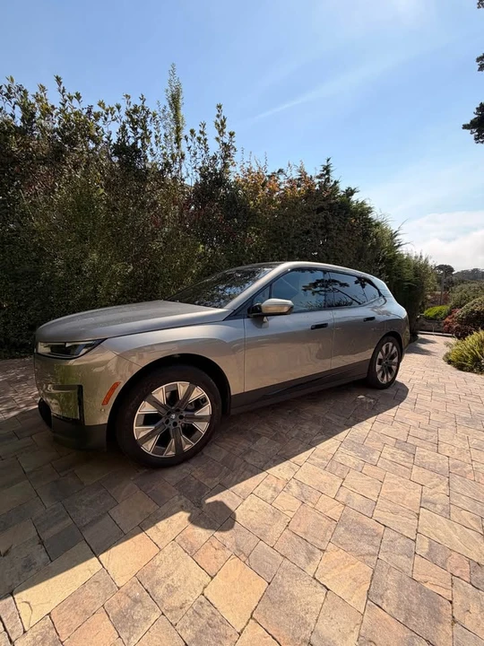 2025 BMW I20 iX - Image 3 of 5