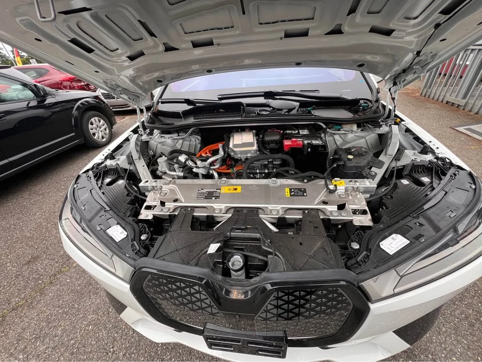 2025 BMW I20 iX - Image 20 of 20