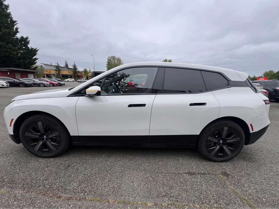 2025 BMW I20 iX - Image 4 of 20
