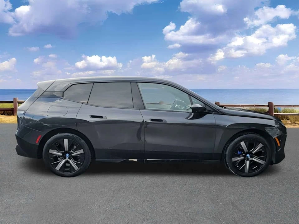 2025 BMW I20 iX - Image 4 of 20