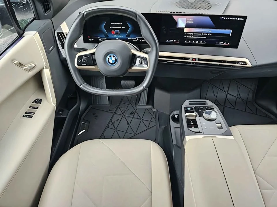 2025 BMW I20 iX - Image 16 of 20
