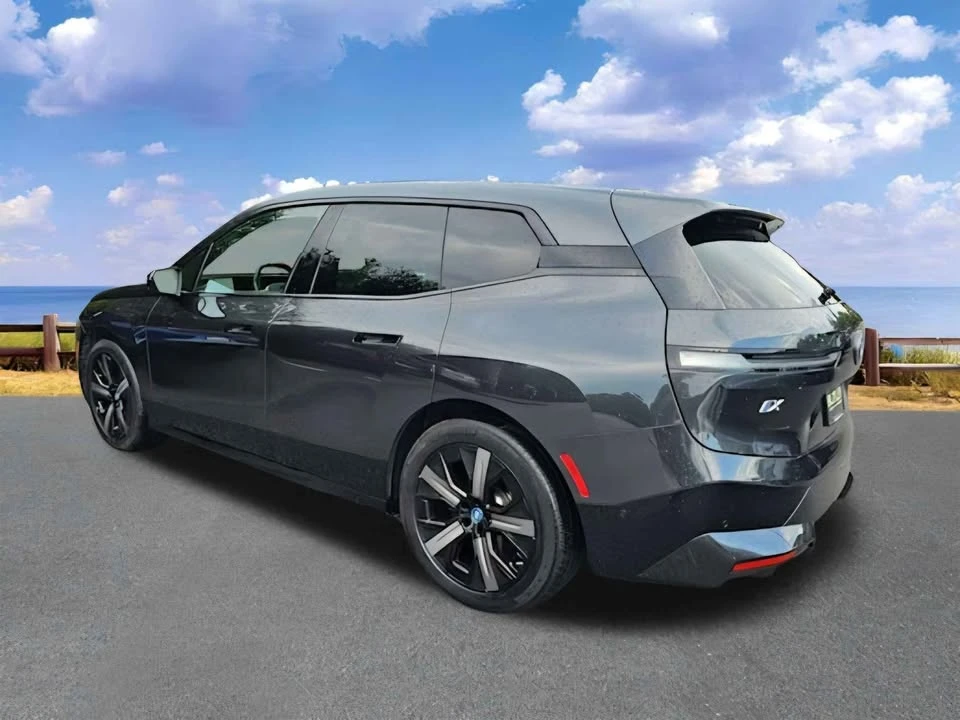 2025 BMW I20 iX - Image 7 of 20