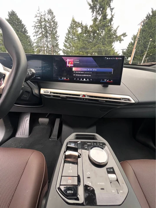 2025 BMW I20 iX - Image 19 of 20