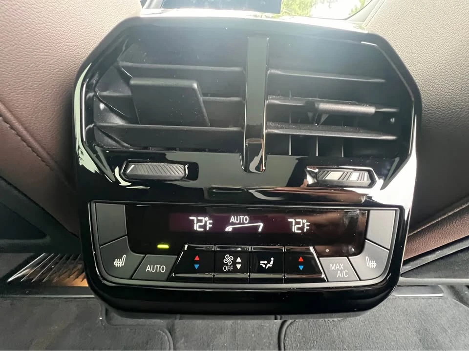 2025 BMW I20 iX - Image 18 of 20