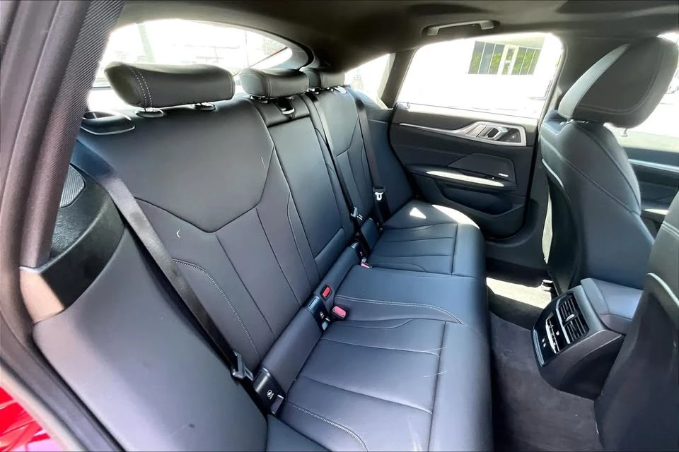 2025 BMW 4 Series - Image 12 of 19