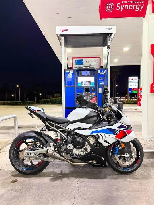 2025 BMW S1000 - Image 2 of 3