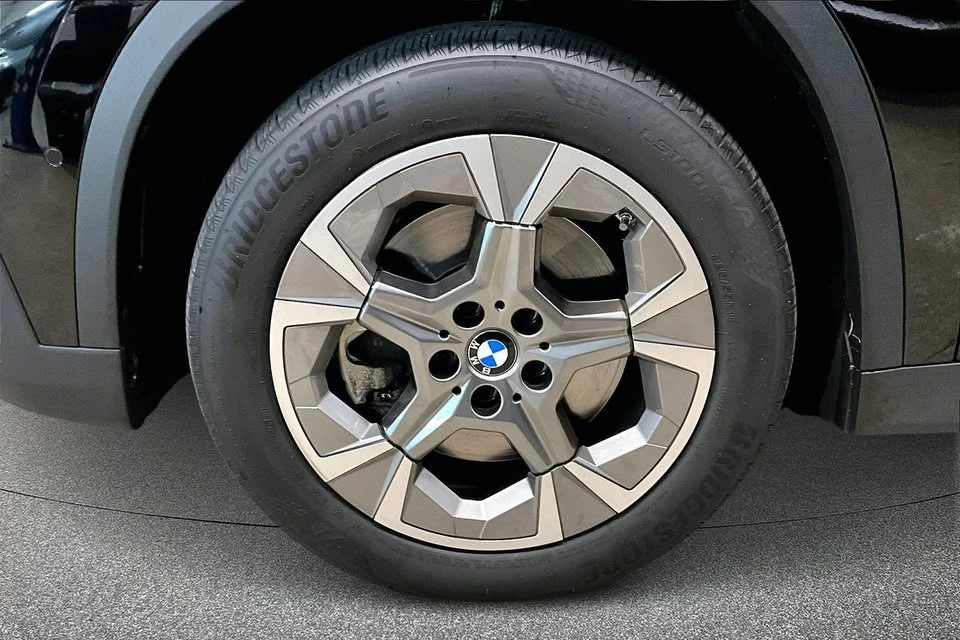 2025 BMW U11/U12 X1 - Image 9 of 12