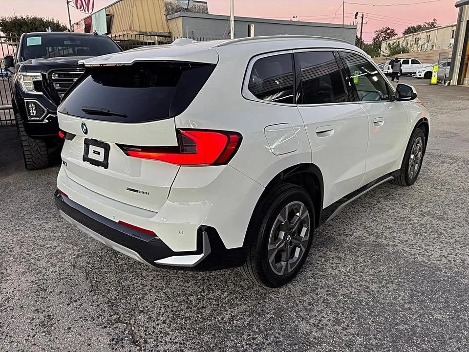 2025 BMW U11/U12 X1 - Image 2 of 3