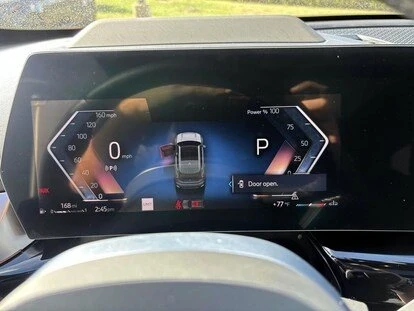 2025 BMW U11/U12 X1 - Image 9 of 15