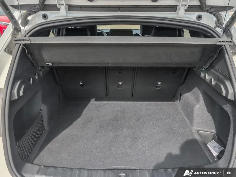 2025 BMW U11/U12 X1 - Image 9 of 20
