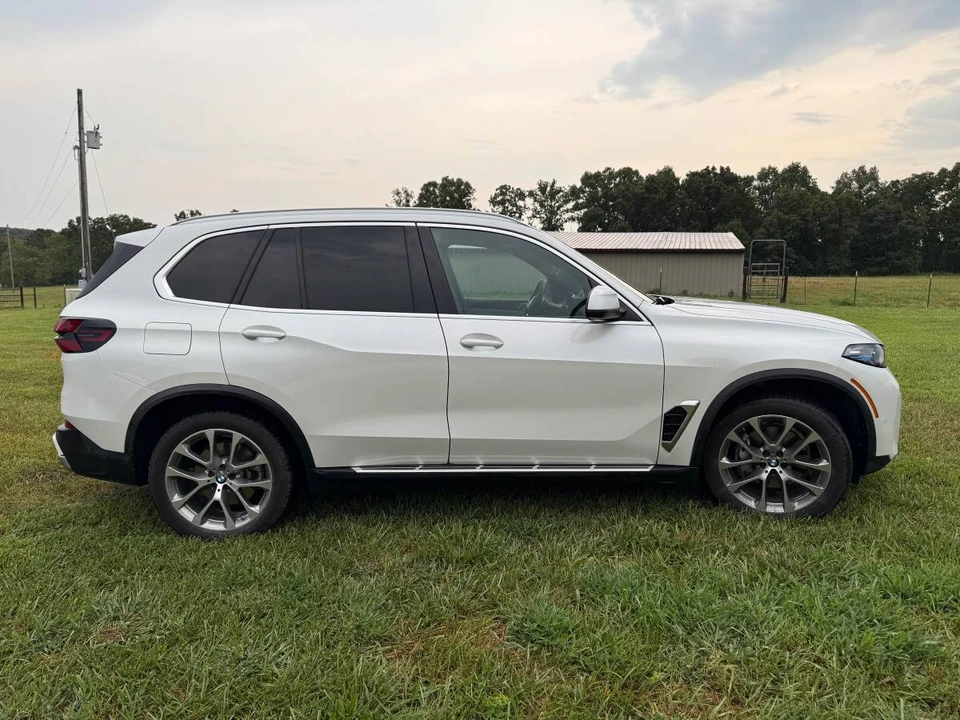 2025 BMW G05 X5 - Image 2 of 9