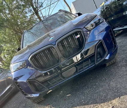 2025 BMW X5 M60i