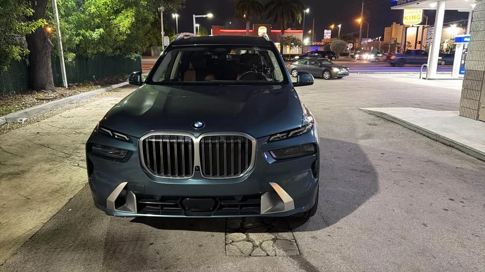 2025 BMW G07 X7 - Image 2 of 8